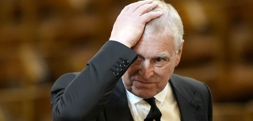 Jeffrey Epstein: Neu veröffentlichte Akten zeigen Verbindungen zu Elon Musk und Bill Gates