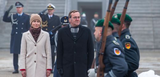 Kaja Kallas: EU-Außenbeauftragte verwechselt in Insta-Post Armin Laschet und Boris Pistorius