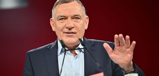 Jan van Aken: Linkenchef fordert deutsches Konsulat auf Grönland