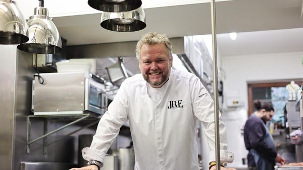 Gourmetküche vom Feinsten in Velbert: Sascha Stemberg zaubert mit Sterneköchen