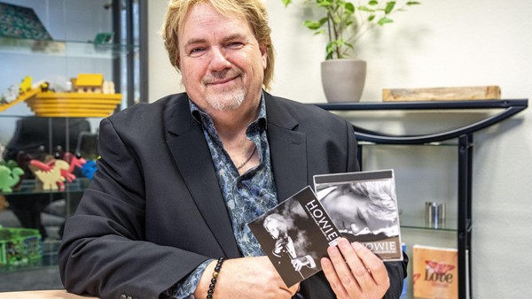 Hello again: Wie ein Unternehmer aus Velbert zum Howie-Double wurde