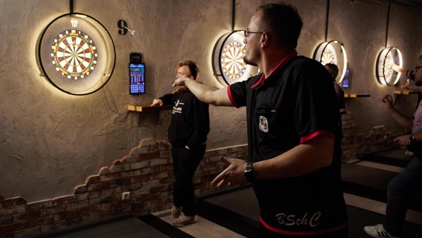 Dart in Velbert: Die besten Orte für Pfeile und gesellige Turniere nach der WM