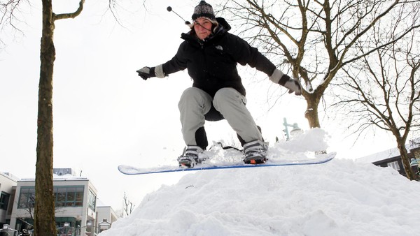 Vor 15 Jahren: Wintermärchen mit viel Schnee in Velbert