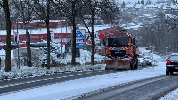 Schneefall in Velbert: Das ist die aktuelle Lage auf den Straßen