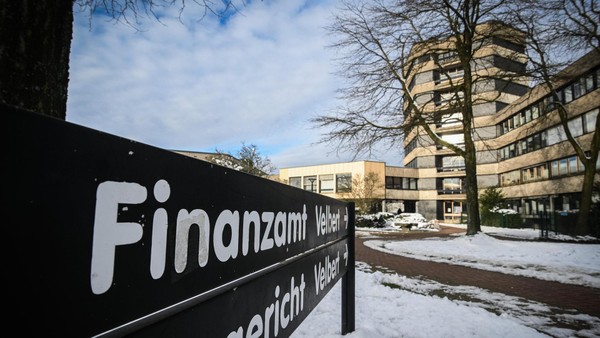 So lange braucht das Finanzamt Velbert für einen Steuerbescheid