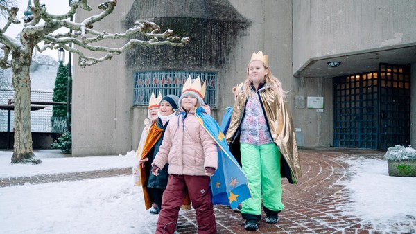 Velberts Sternsinger trotzen tapfer der Kälte: Neuer Spendenrekord ist in Sicht