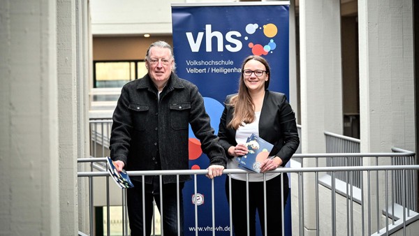 Eselswanderung, Klangschale und Wutanfälle: Das VHS-Programm bietet Abwechslung