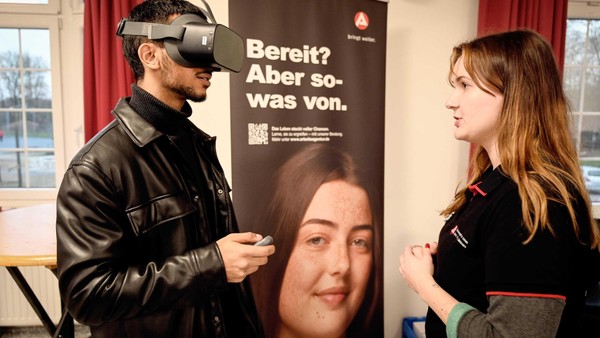 Wenn der Stundenplan endet: Jugendberufsagentur Velbert zeigt Wege