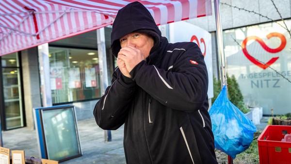 Kälte hat keine Chance: So trotzen Händler des Nevigeser Wochenmarkts dem Winter