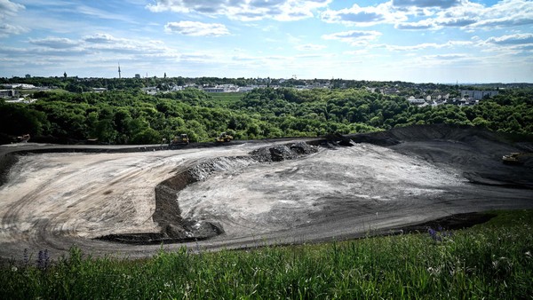 Velberter Deponie wird erweitert: Langfristige Bauschutt-Entsorgung gesichert