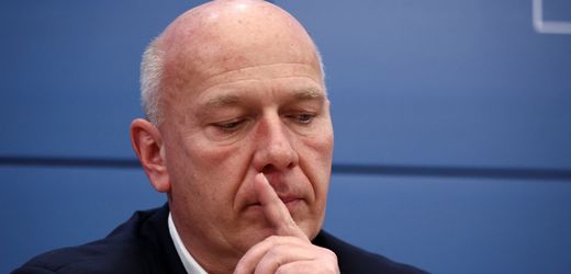 Kai Wegner und Stromausfall in Berlin: Tennis statt Krisenmanagement