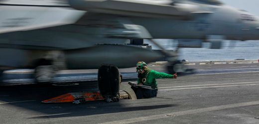 Iran: Donald Trump droht mit Aufmarsch und fordert einen »Deal«