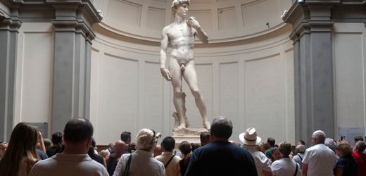 Penis als Statussymbol: Wie der Mann zu seinem größten Schmuckstück kam