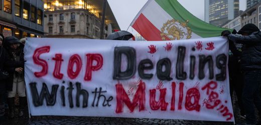 Iran: Starlink bietet kostenloses Satelliteninternet gegen Blockade