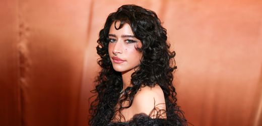 »Marty Supreme«-Star Odessa A’zion zieht sich nach Besetzungsstreit aus A24-Film zurück