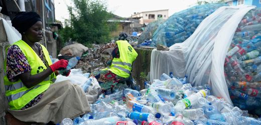 Gesundheit: Plastik könnte immer mehr Lebensjahre kosten