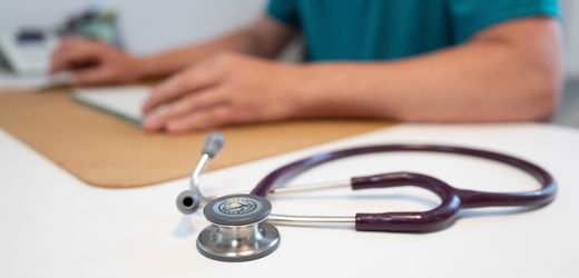 Krankenstand: SPD und Grüne kritisieren Merz‘ Vorschläge zur Krankschreibung