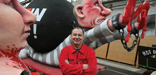 Jacques Tilly: Staatsministerin Serap Güler kritisiert Moskauer Prozess gegen Künstler