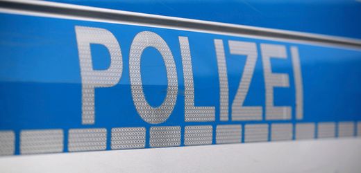 Wipperfürth in NRW: 75-Jährige soll Ehemann erstochen haben