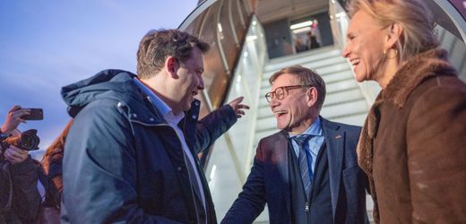 Johann Wadephul und Lars Klingbeil in den USA: Mit dänischen Kampfjets Richtung Washington, D.C.