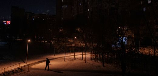Ukraine: Stromausfall in mehreren Regionen, Kyjiw stellt U-Bahn-Betrieb ein