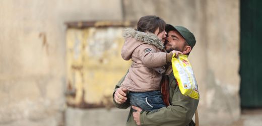 Syrien: EU ruft syrische Machthaber und Kurden zur Zurückhaltung auf