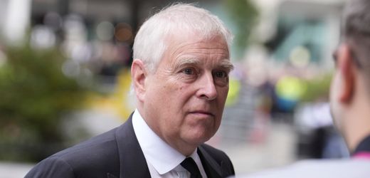 Jeffrey Epstein: Neue Akten belasten Ex-Prinz Andrew Mountbatten-Windsor weiter