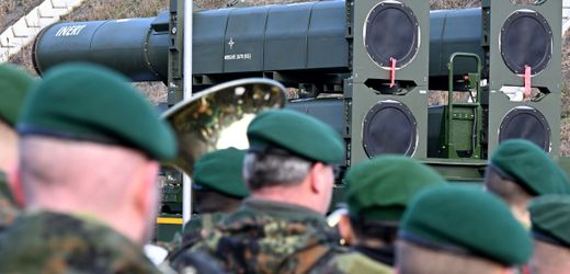 »Arrow 3« in Brandenburg: Verdächtige Drohnen über Stützpunkt – Bundeswehr scheitert mit Abschuss