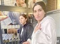 Im Supermarkt in Nieukerk: Unbekannte Frauen befüllen Einkaufswagen – und wollen gehen, ohne zu bezahlen