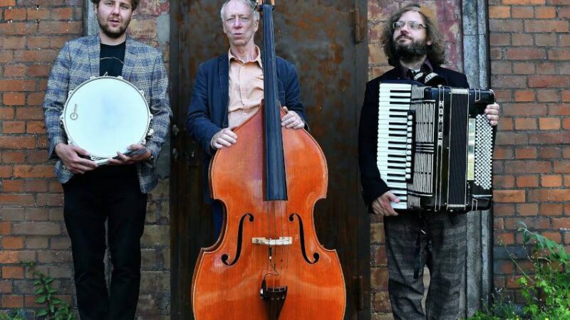 Schlosskonzert in Hückeswagen: Wenn Klassik auf Jazz trifft – Erwin Trio spielt Bach bis Galliano