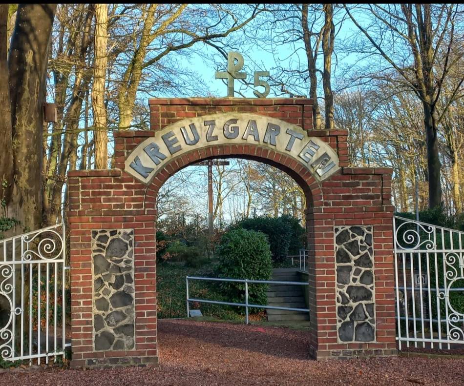 Kreuzgarten in Schaag betroffen: Dreister Diebstahl an Heiligabend