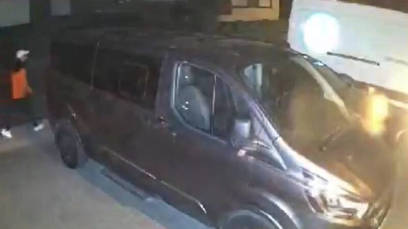 Serie in Hilden und Haan: Erneut zahlreiche Handwerker-Autos aufgebrochen