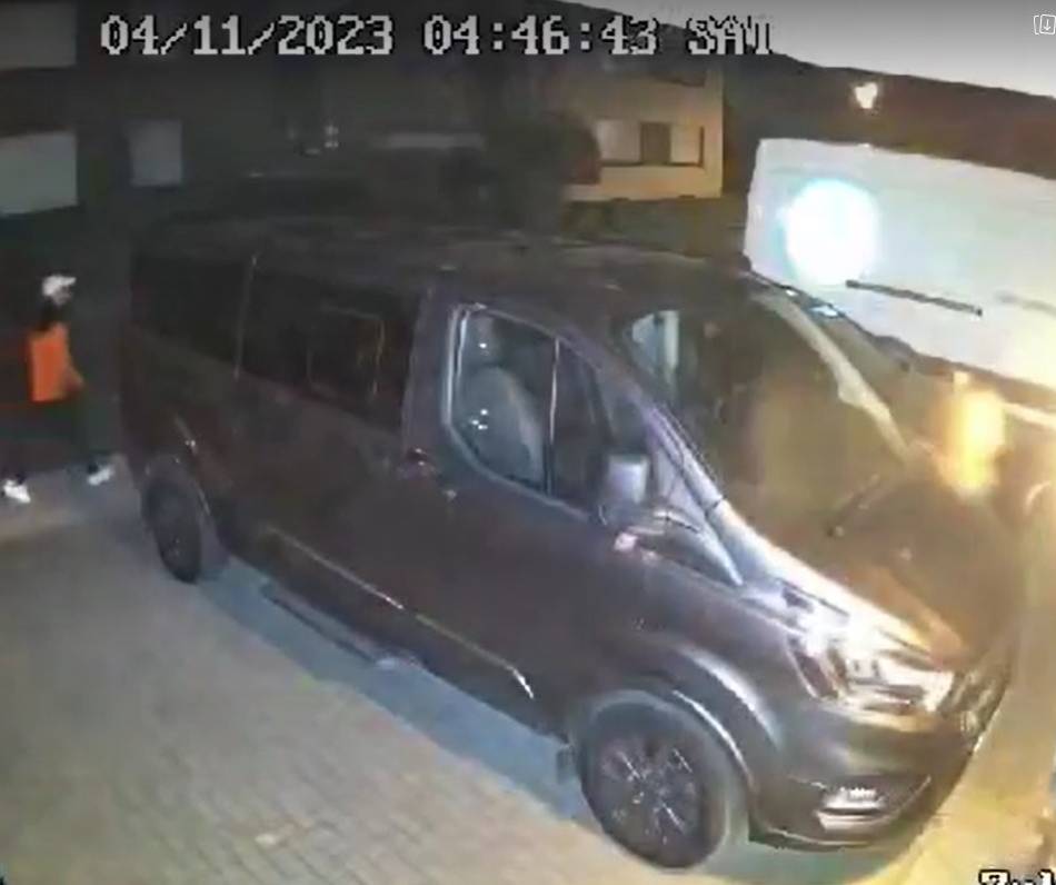 Serie in Hilden und Haan: Erneut zahlreiche Handwerker-Autos aufgebrochen