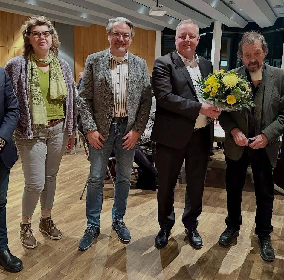 Auszeichnungen der Stadt Wermelskirchen: Ehrung für Schulte und weitere Ratsmitglieder für politischen Einsatz