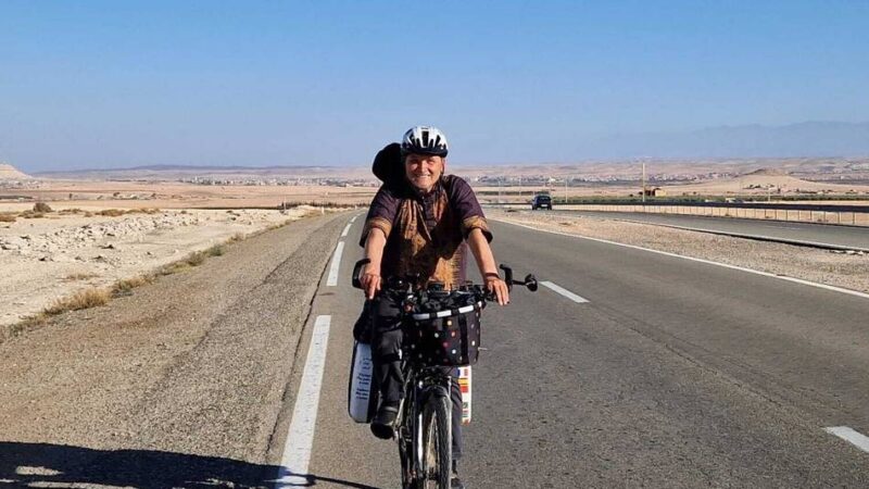 Radtour bis nach Afrika: Pfarrer Christoph Roller berichtet in Rheinberg von seiner Friedensmission