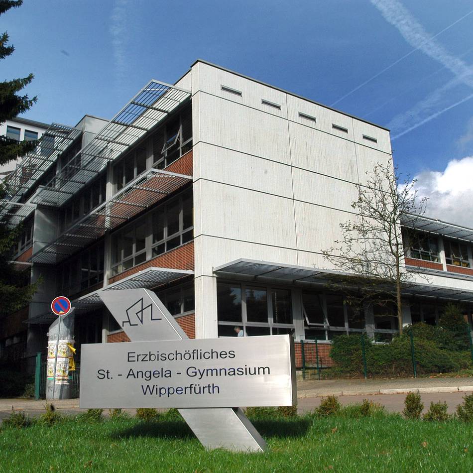 80 Jahre St.-Angela-Gymnasium Wipperfürth: Alt im Bestand, die Zukunft im Blick