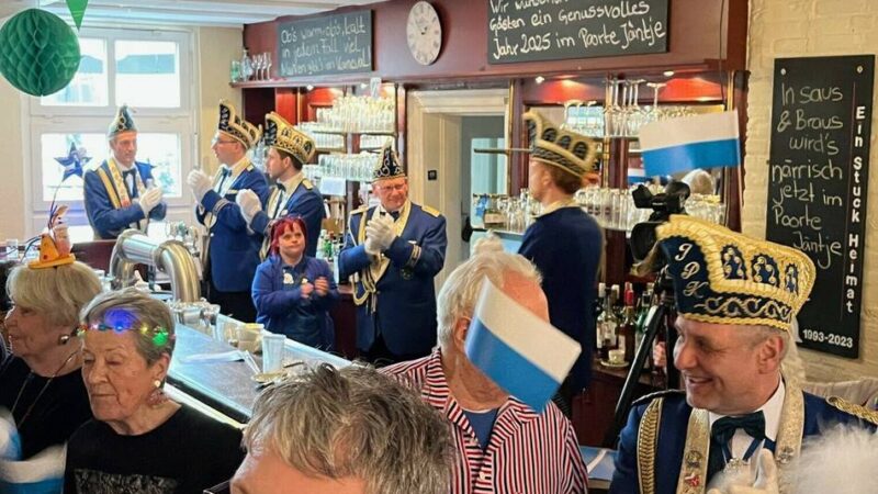 Kleinster Karnevalsverein: Gocher Vrouwenpoort startet flüsternd in den Karneval