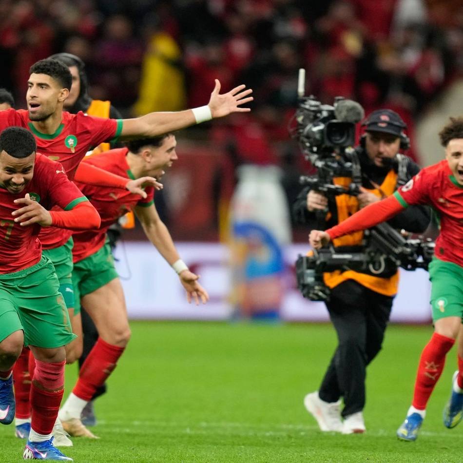 Entscheidung im Elfmeterschießen: Marokko jubelt – gegen Senegal um den Titel