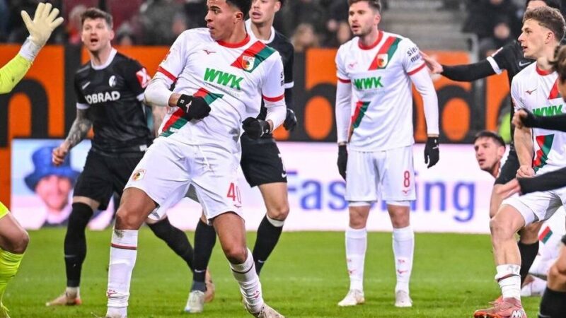 Freiburg macht aus einem 0:2 ein 2:2: Pyro-Pause und zwei Doppelpacks in Augsburg