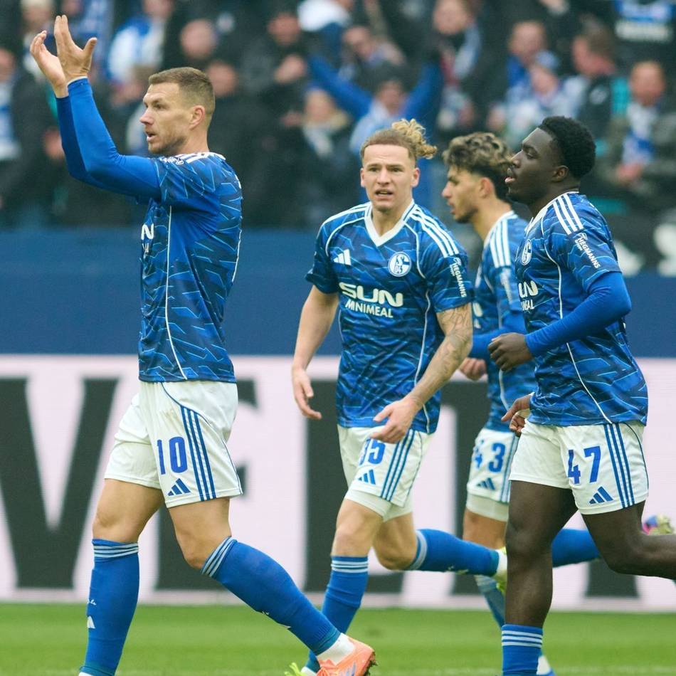 2. Bundesliga kompakt: Dzeko kam, sah und traf – Schalke sichert sich einen Punkt gegen Lautern