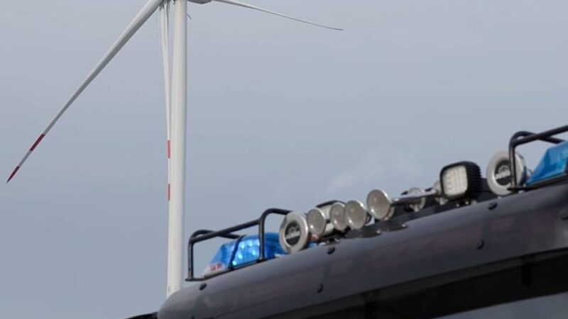 A44n war sieben Stunden gesperrt: Windrad abgeknickt – Tagebau-Autobahn ist endlich wieder frei