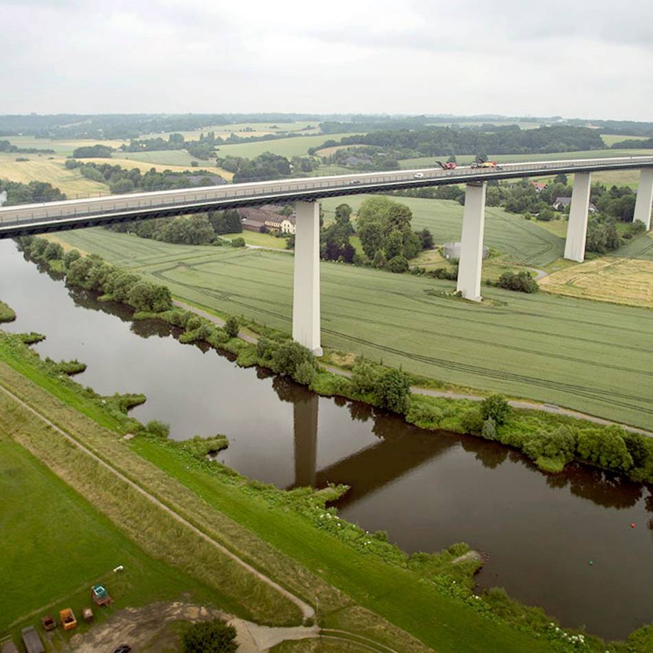 Aufgrund von Schäden: Wichtige A52-Brücke zwischen Essen und Düsseldorf gesperrt