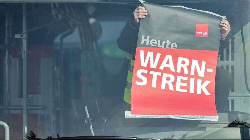 Warnstreiks im Bergischen Land: Verdi ruft für Montag zu 24 Stunden Stillstand auf