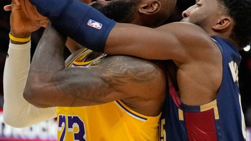 Basketball: James wird emotional: Tränen des NBA-Stars in Cleveland