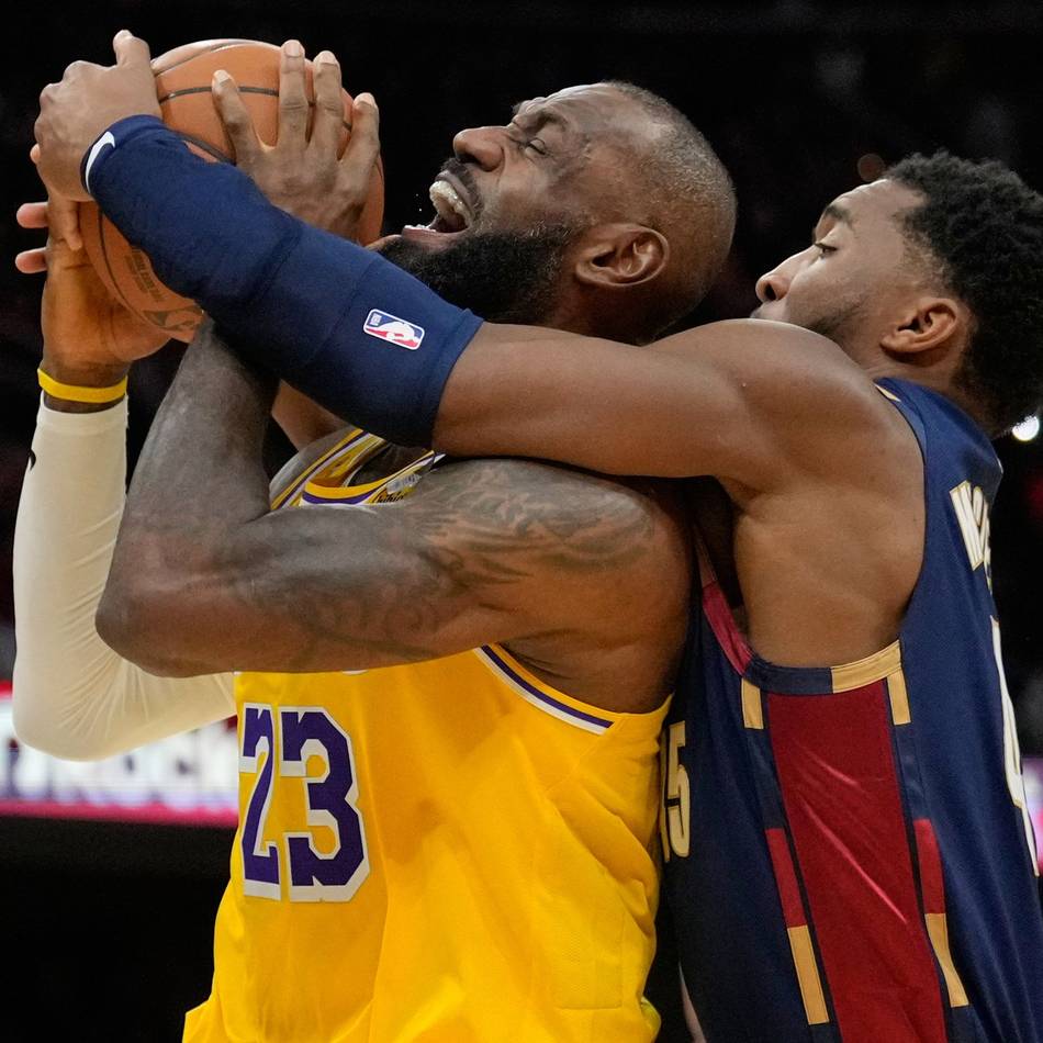 Basketball: James wird emotional: Tränen des NBA-Stars in Cleveland