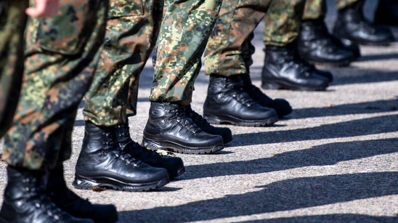 Datenweitergabe an die Bundeswehr: Wehrdienstgesetz – Neuss muss alle Widersprüche löschen