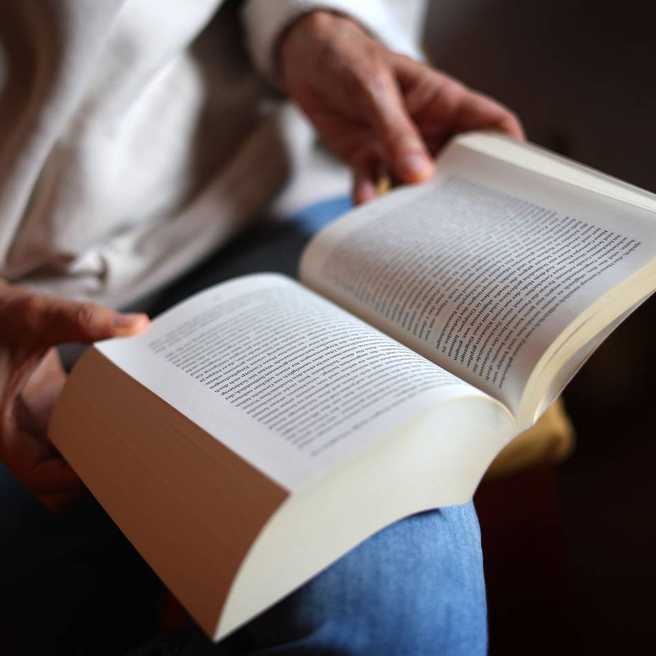 Lesung in der Stadtbibliothek: Ein Abend voller Fantasy und Wahnsinn