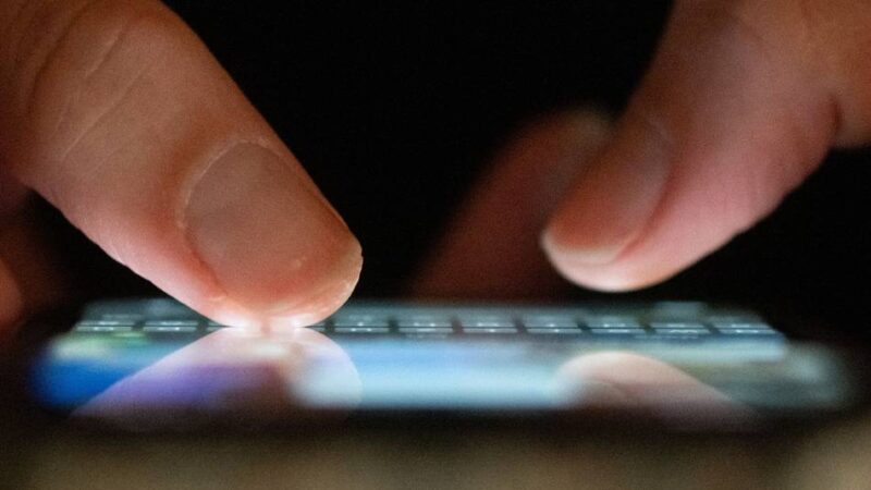 Gratis-Schulung in Hilden: Digitalpaten erklären Notfall-Apps