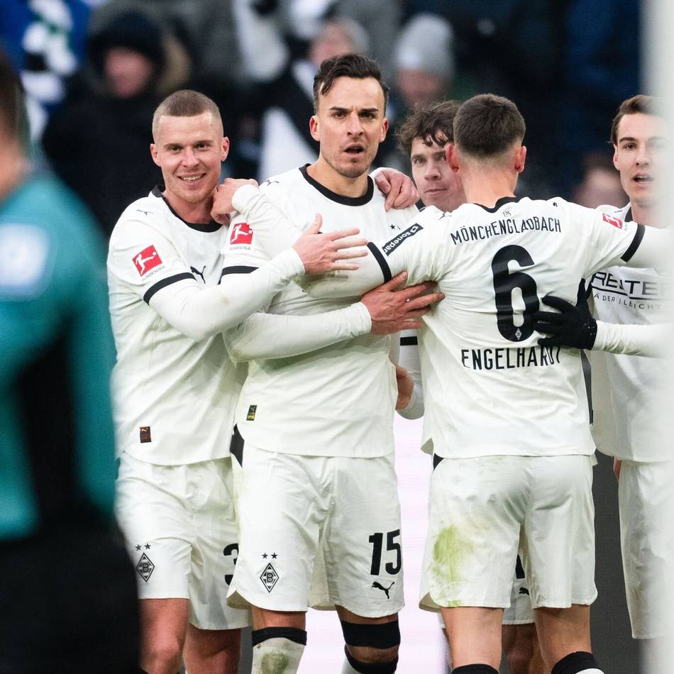 4:0 gegen Augsburg: Gladbach startet mit klarem Sieg ins neue Jahr