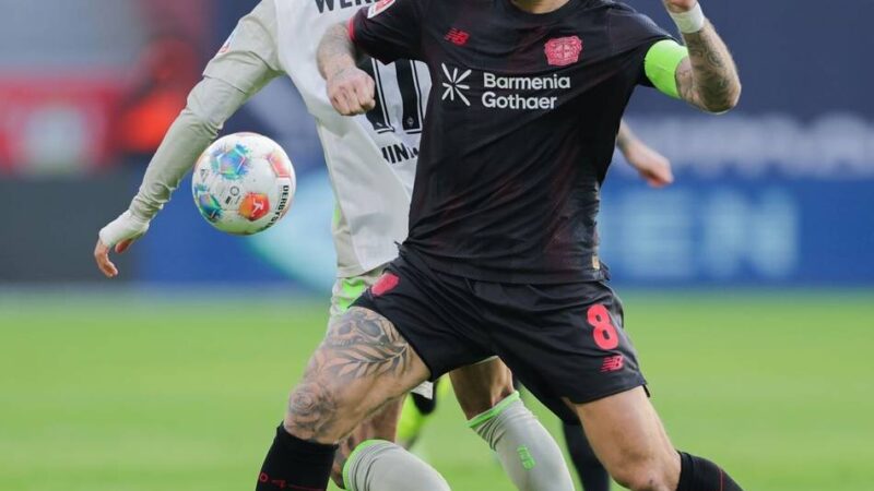 „Ungeschlagen Meister, SVB“: Bayerns Niederlage befeuert die BayArena